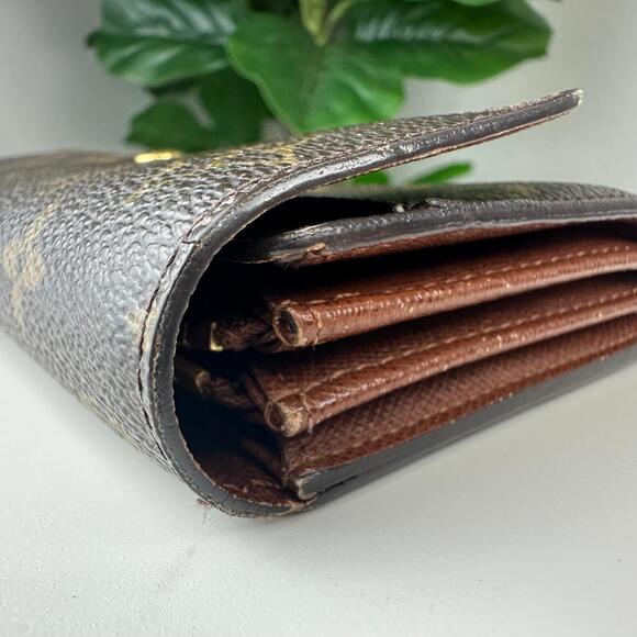 💎✨Authentic  Louis Vuitton Sarah Wallet - Picture 5 of 7